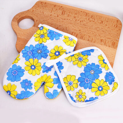 Kitchen/oven gloves